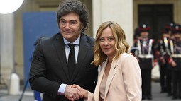 Javier Milei se reunió con Giorgia Meloni en Roma antes de sellar un acuerdo clave entre YPF y ENI
