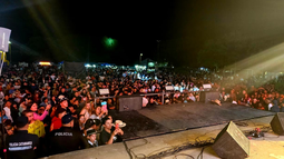 Fiesta, paisaje y comunidad, muy cerca de la Capital Fiesta, paisaje y comunidad, muy cerca de la Capital