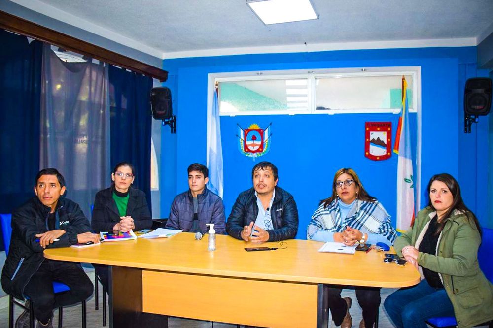 El municipio de Tinogasta otorgó 131 becas a estudiantes universitarios