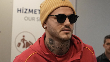 la justicia le permitio a mauro icardi pasar el dia del padre con sus hijas: el requisito que lo enloquecio