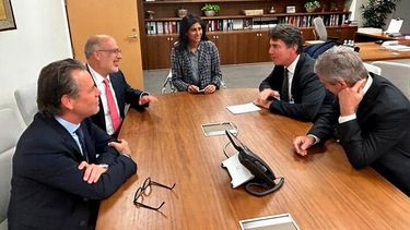 Encuentro entre funcionarios del gobierno y el FMI.&nbsp;