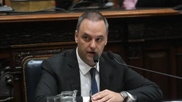 Manuel Adorni dijo que la causa sobre los departamentos no tiene gollete y que quedará demostrado en la Justicia Manuel Adorni dijo que la causa sobre los departamentos no tiene gollete y que quedará demostrado en la Justicia