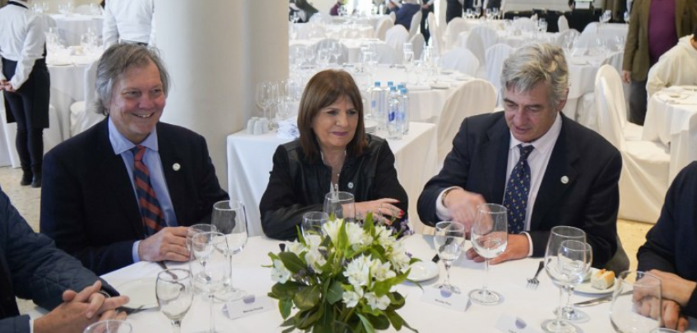 Patricia Bullrich estuvo ayer en La Rural.