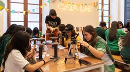 La Feria del Libro sigue despertando la creatividad de niños y jóvenes que la visitan La Feria del Libro sigue despertando la creatividad de niños y jóvenes que la visitan