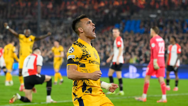 Inter le ganó al Feyenoord en la ida de los octavos de final de la Champions League
