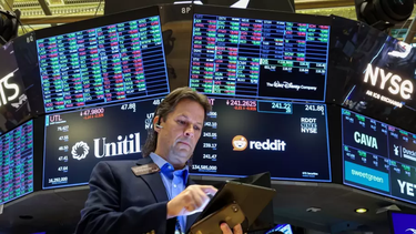 euforia en los mercados tras el triunfo de la libertad avanza en las elecciones: el dolar se desploma y las acciones trepan 50% euforia en los mercados tras el triunfo de la libertad avanza en las elecciones: el dolar se desploma y las acciones trepan 50%