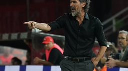 Bombazo: Eduardo Domínguez se va de Estudiantes para asumir en un grande de Brasil Bombazo: Eduardo Domínguez se va de Estudiantes para asumir en un grande de Brasil