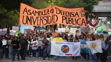 Se lleva a cabo una nueva marcha universitaria