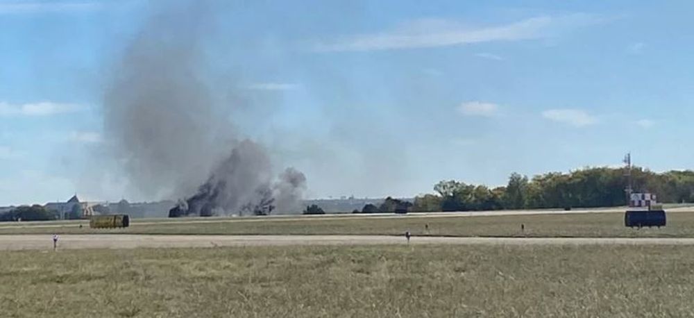 Dos aviones chocaron en el aire durante una exhibición en Dallas