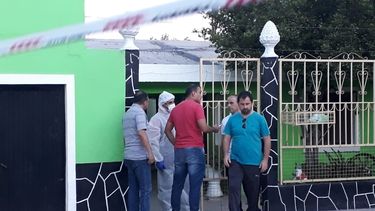 Investigan el crimen de una mujer