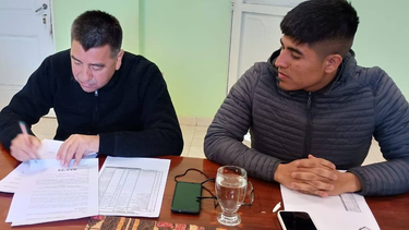 el municipio de poman otorga un aumento salarial del 10% a sus empleados