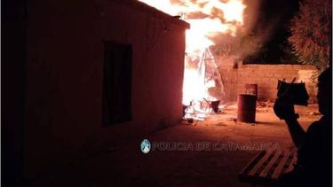 Bomberos apagaron un incendio en la zona sur