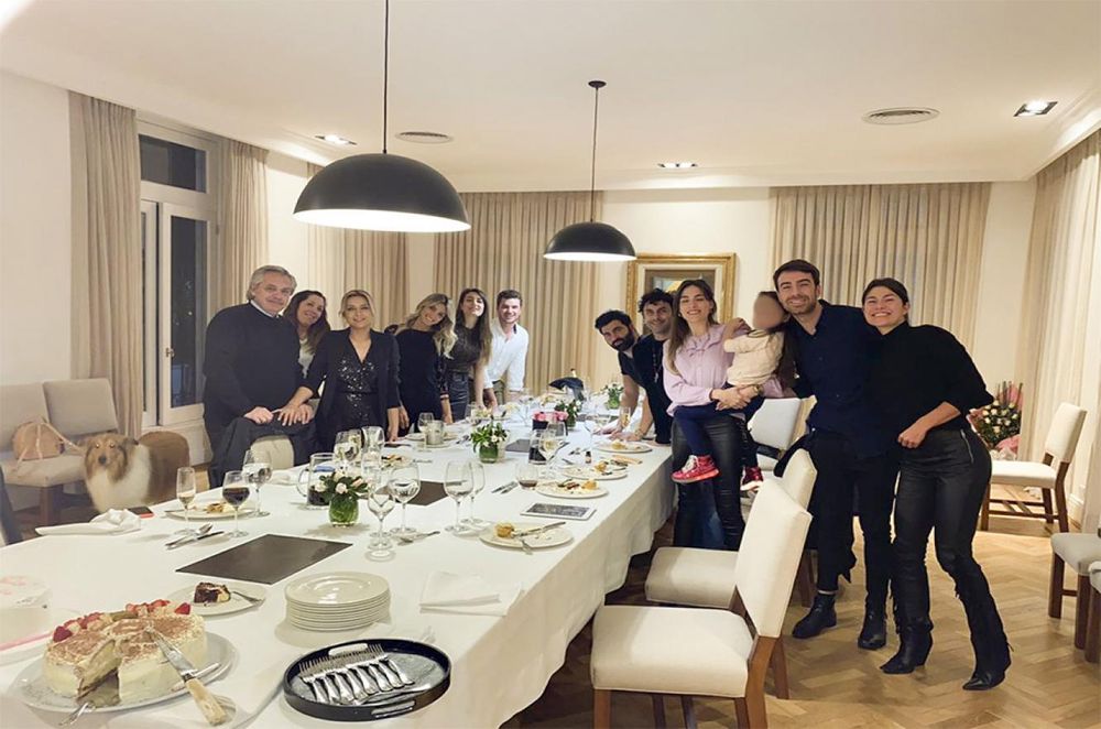 La causa gira en torno a la celebración de cumpleaños de Fabiola Yañez, que tuvo lugar el 14 de Julio del 2020 en etapa de aislamiento estricto