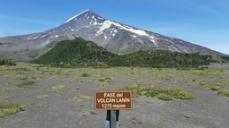 Volcán Lanín en Neuquén. 