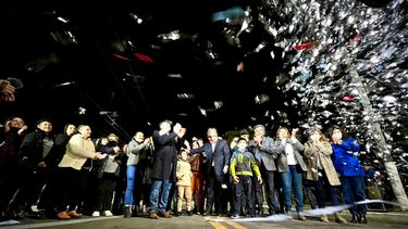 Acto. Raúl Jalil inauguró obras de iluminación y asfaltado en FME