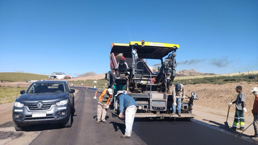 La pavimentación de Ruta 42 está cerca de concluir y se proyecta la repavimentación de otros caminos en el Este