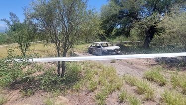 valle viejo: fumaba, se quedo dormido, y el auto termino en llamas