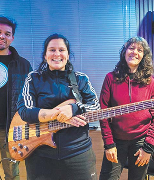 Una vida hecha canciones