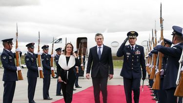 Macri asistió a la asunción del nuevo presidente de Colombia