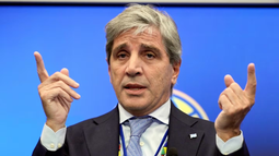 Banco internacional durísimo con Caputo: Argentina no crece, las reservas están peor que antes de Milei y la deuda aumentó Banco internacional durísimo con Caputo: Argentina no crece, las reservas están peor que antes de Milei y la deuda aumentó