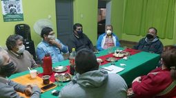 Gremios estatales convocan a una marcha contra la reforma del Estado