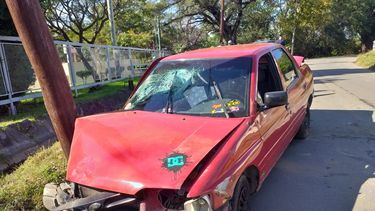 Grave accidente en Banda de Varela: dos jóvenes fueron trasladados al HSJB