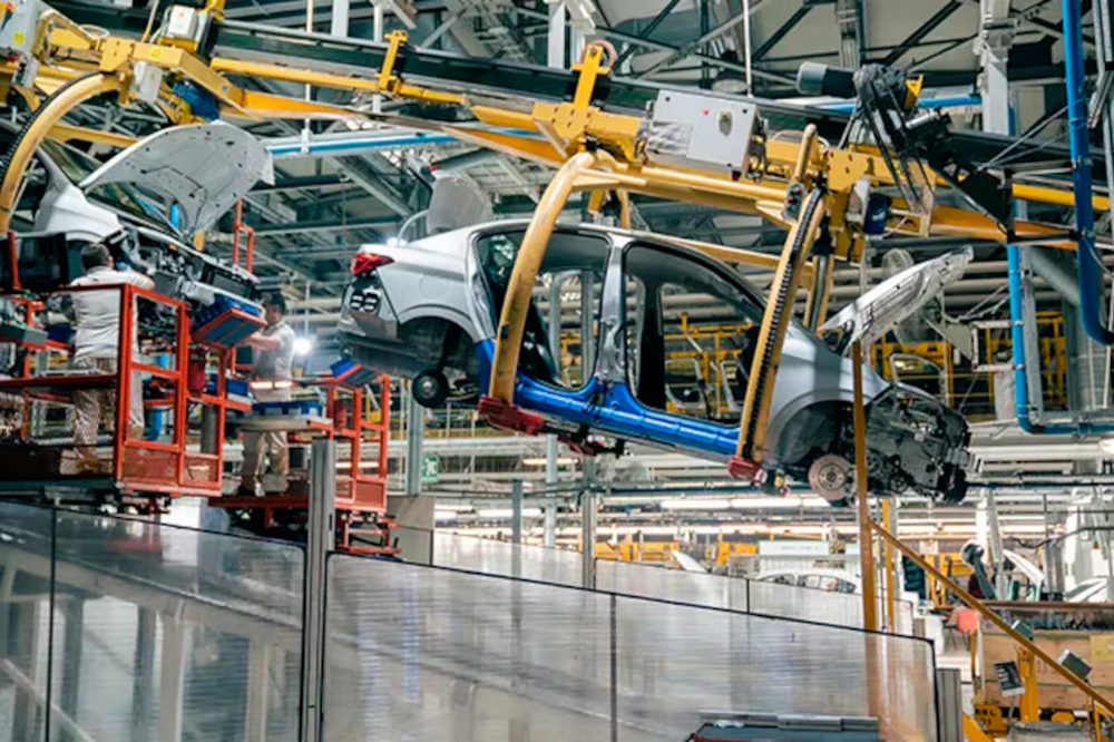 La fabricación de vehículos acumula una caída de casi el 20% en lo que va del año