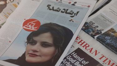 Irán confirma que hubo fallecidos en las protestas por la muerte de mujer detenida