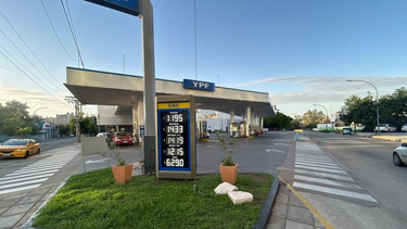 ya rige en todo el pais el aumento de hasta 3% en el precio de combustibles