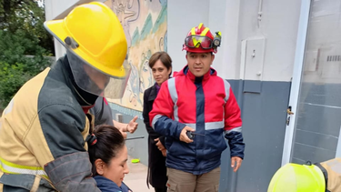 casa cuna realizo un simulacro de incendio en su 99° aniversario