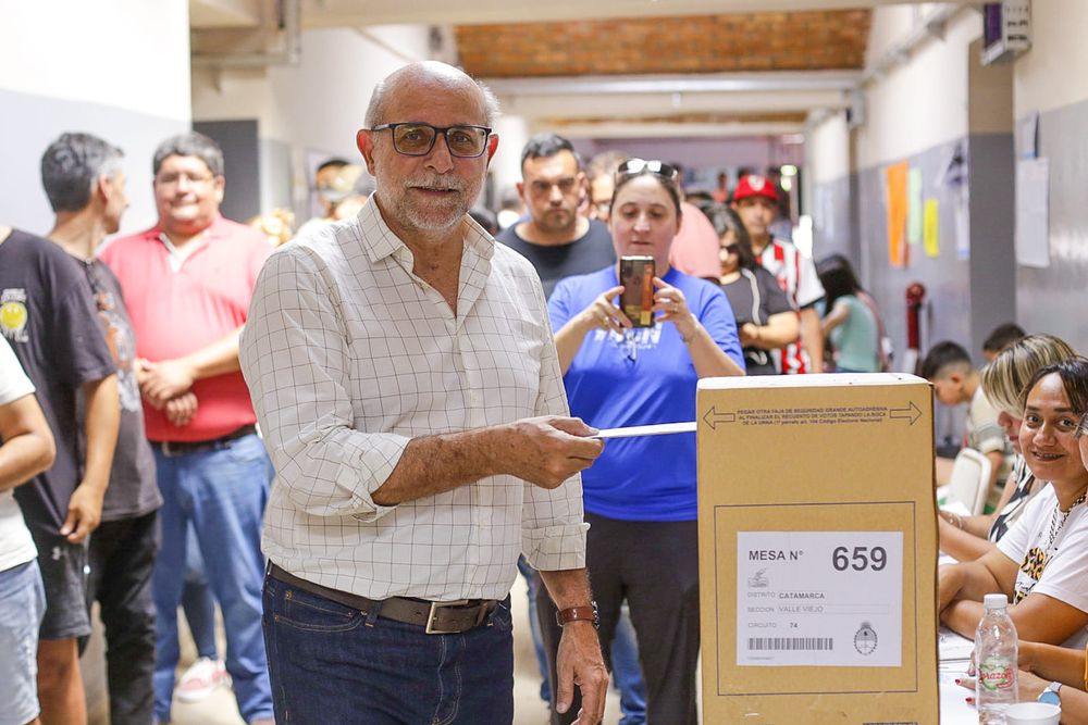 Flavio Fama. Senador nacional.&nbsp;