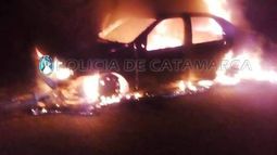 Se incendió un auto en El Alto