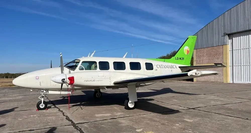 Características. El avión navajo chieftain tiene 36 años y la base de la subasta es de 160 mil dólares.&nbsp;