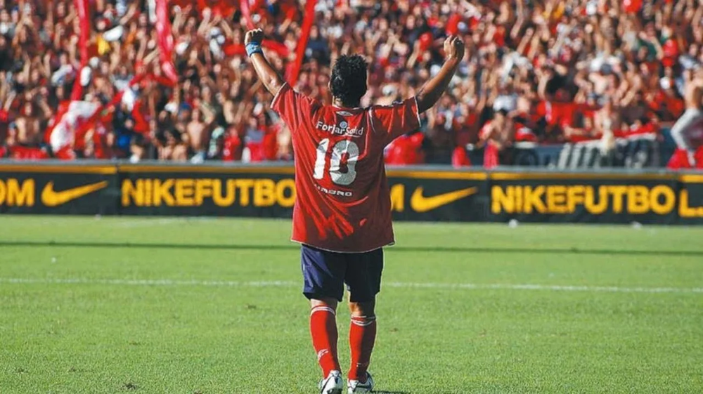 El Kun Agüero volverá a jugar en Independiente