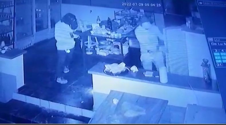 Video: así robaban en una casa de té en FME