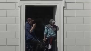 se atrincheraron en un edificio de la municipalidad de la capital y terminaron arrestados