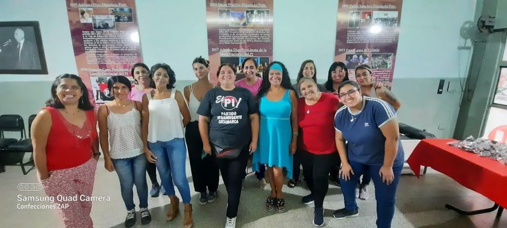 pi dia mujer.jpg