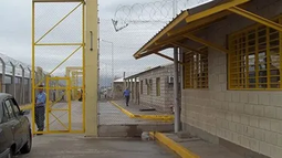 Dos imputados por homicidio protagonizaron una gresca en el penal de Miraflores