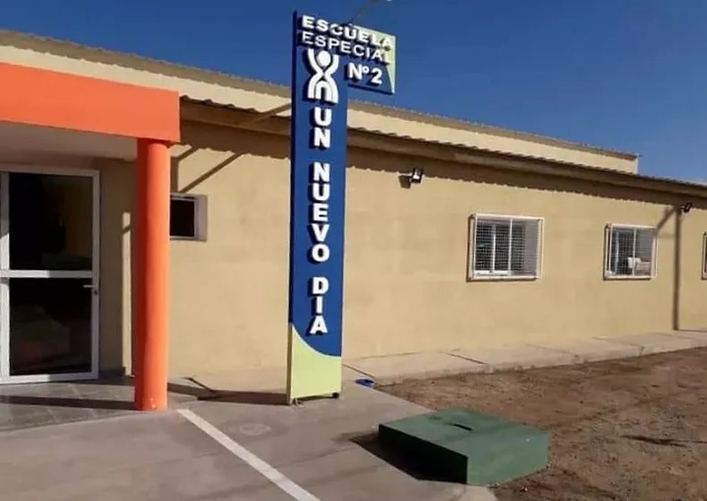 En la mira. Escuela especial N°2.