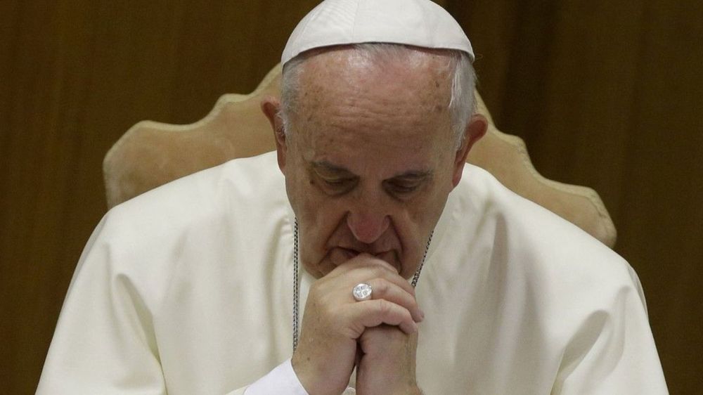 francisco papa guerra.jpg