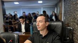 Grave denuncia por abuso sexual y extorsión contra el diputado Javier Galán Grave denuncia por abuso sexual y extorsión contra el diputado Javier Galán