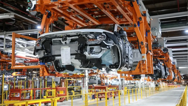 la produccion automotriz cayo 9,9% en octubre y acumula cuatro meses de bajas interanuales