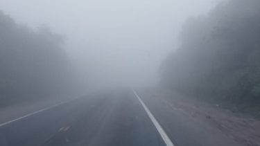 por niebla, transitar con precaucion por la cuesta del portezuelo