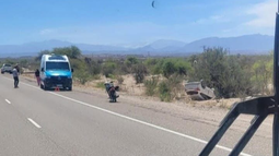 Dos personas fallecieron tras un trágico vuelco sobre la Ruta Nacional 40