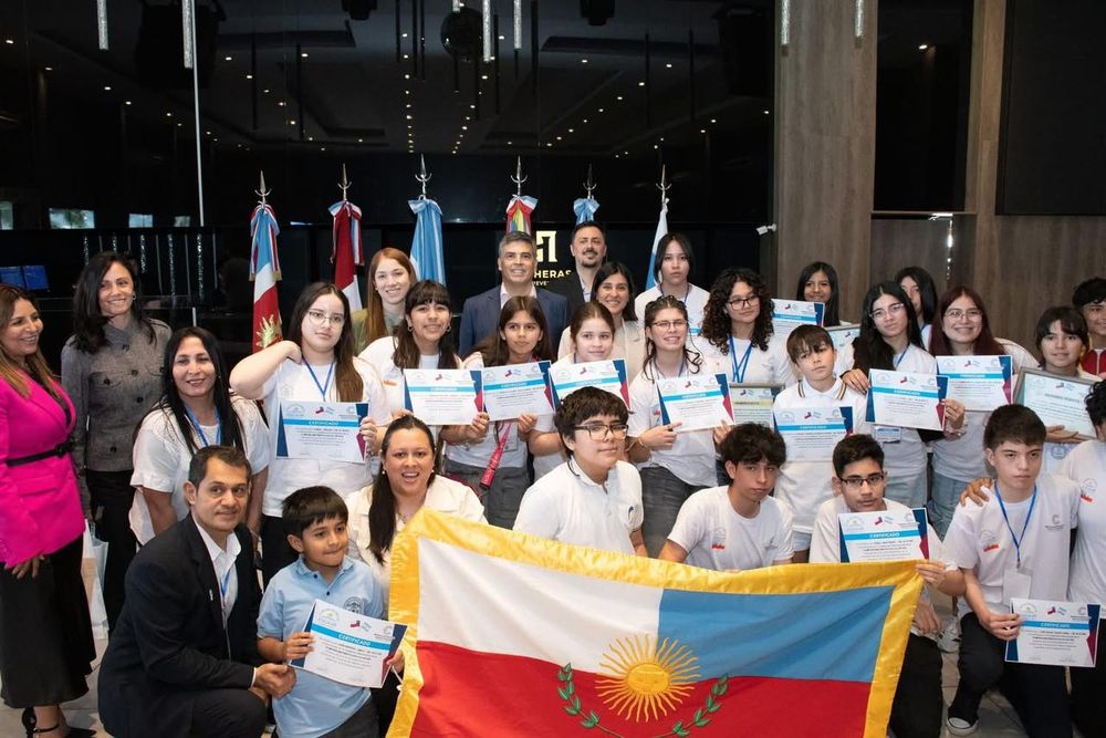 Exitoso cierre y premiación de las Olimpiadas de Matemática ATACALAR (2)