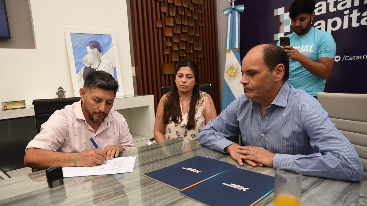 SOEM y la Capital firmaron un acuerdo por el 40% de aumento