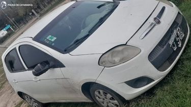 secuestran un automovil en aconquija requerido por la justicia de tucuman