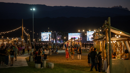 Feria del Patio: regalos únicos, música, atardeceres y un gran cierre con Valen Vargas