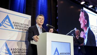 Ante un pedido indebido, aquí tienen un Presidente para denunciar