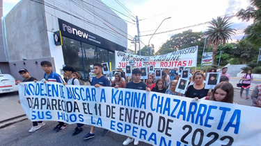 Gran cantidad de gente participó recorriendo las calles del centro de la ciudad Capital.